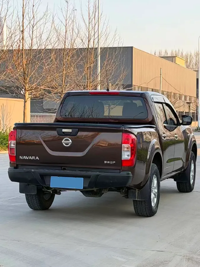 2021 Nissan Navara 2.5L 190HP L4 6MT,autocango,china used car exporter,china ev exporter,chinese used car exporter,chinese used ev exporter