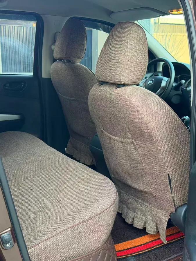 2021 Nissan Navara 2.5L 190HP L4 6MT,autocango,china used car exporter,china ev exporter,chinese used car exporter,chinese used ev exporter