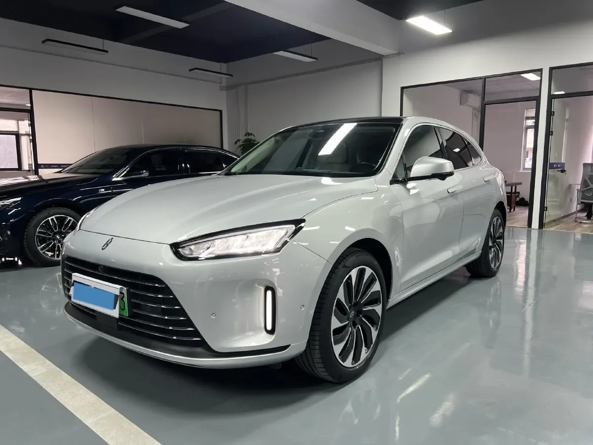 2022 Infiniti Q50L 2.0T 211HP L4 7AT,autocango,china used car exporter,china ev exporter,chinese used car exporter,chinese used ev exporter