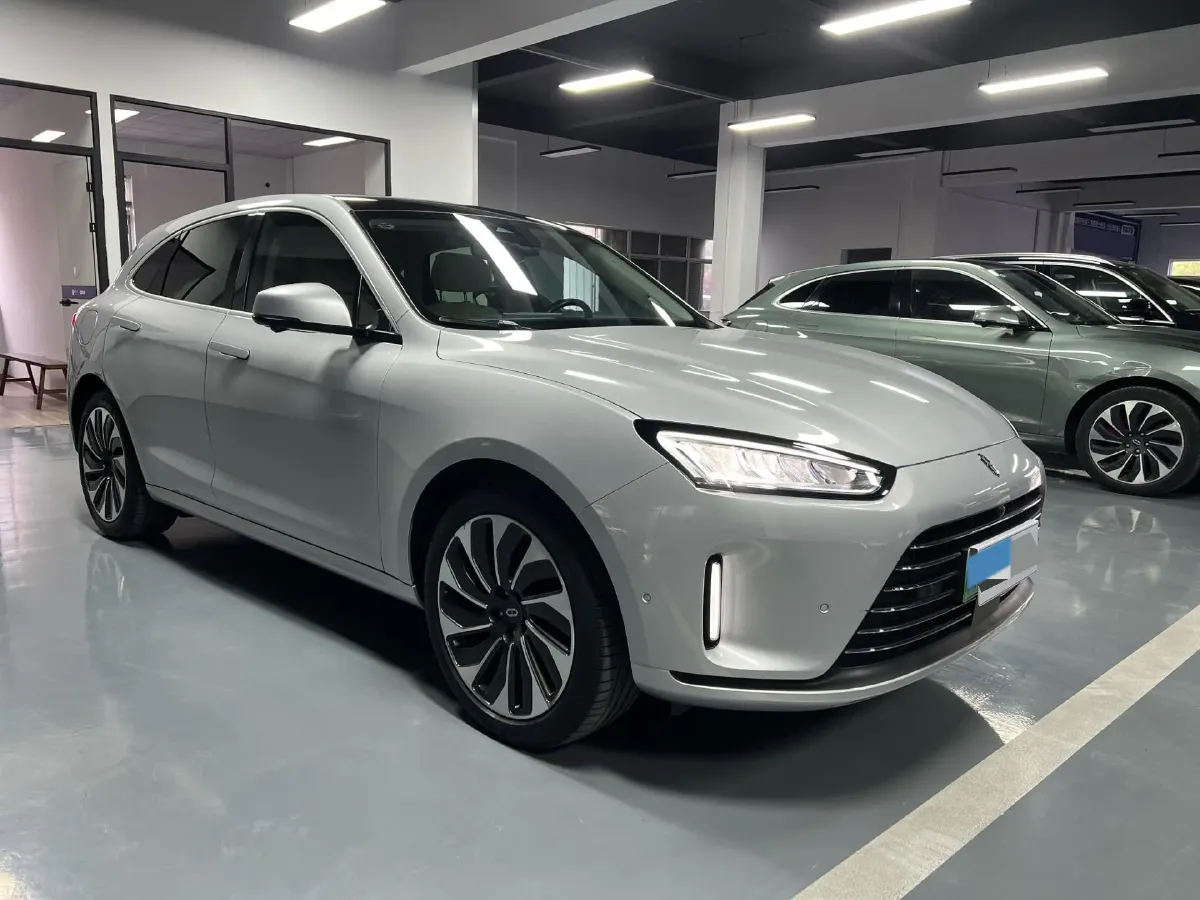2022 Infiniti Q50L 2.0T 211HP L4 7AT,autocango,china used car exporter,china ev exporter,chinese used car exporter,chinese used ev exporter