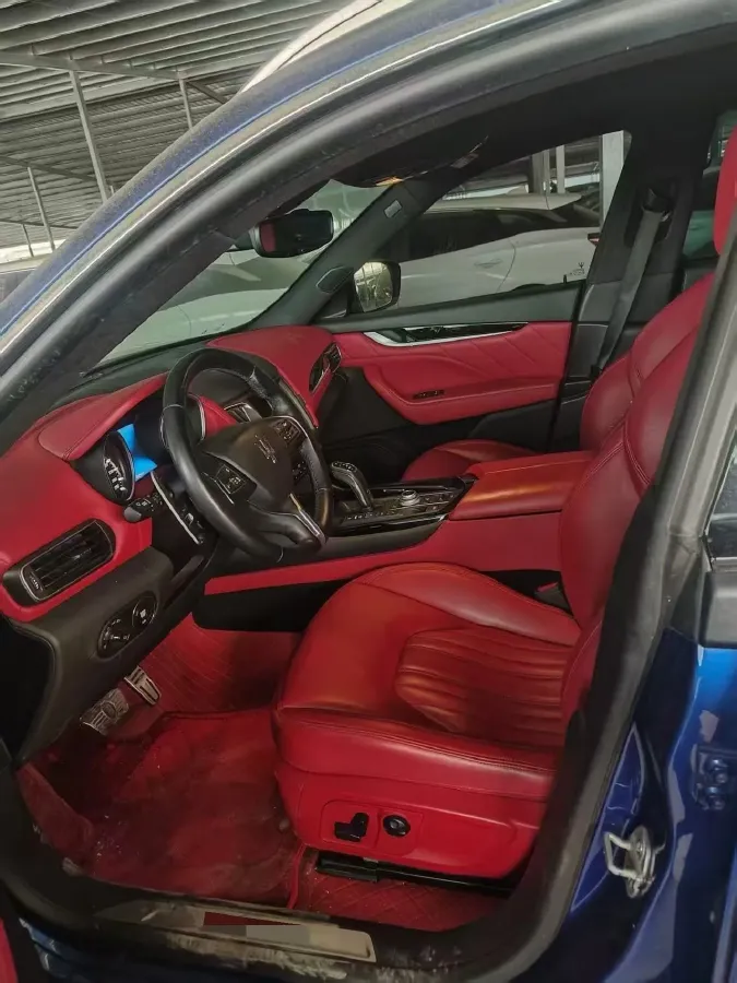 2021 Maserati Levante 3.0T 350HP V6 8AT,autocango,china used car exporter,china ev exporter,chinese used car exporter,chinese used ev exporter