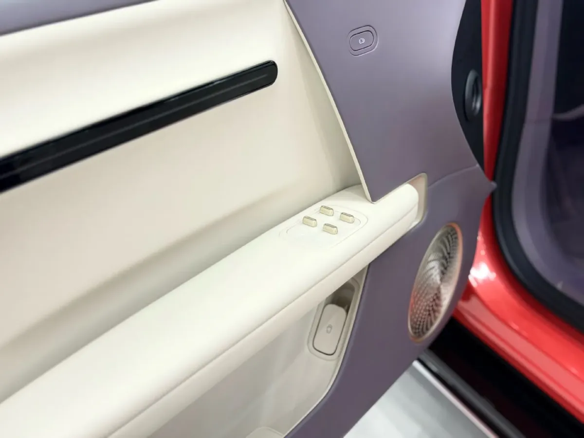 2025 Avatr 06 REEV 156HP REEV,autocango,china used car exporter,china ev exporter,chinese used car exporter,chinese used ev exporter