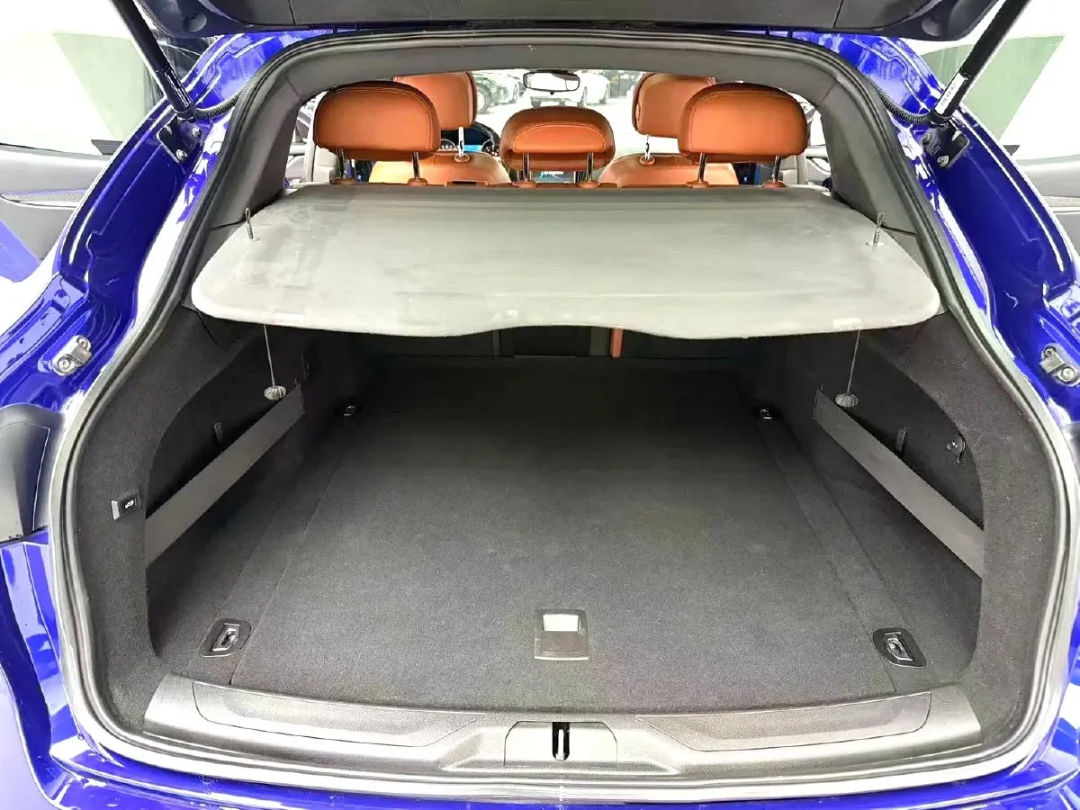 2018 Jaguar XJ 3.0T 340HP V6 8AT,autocango,china used car exporter,china ev exporter,chinese used car exporter,chinese used ev exporter