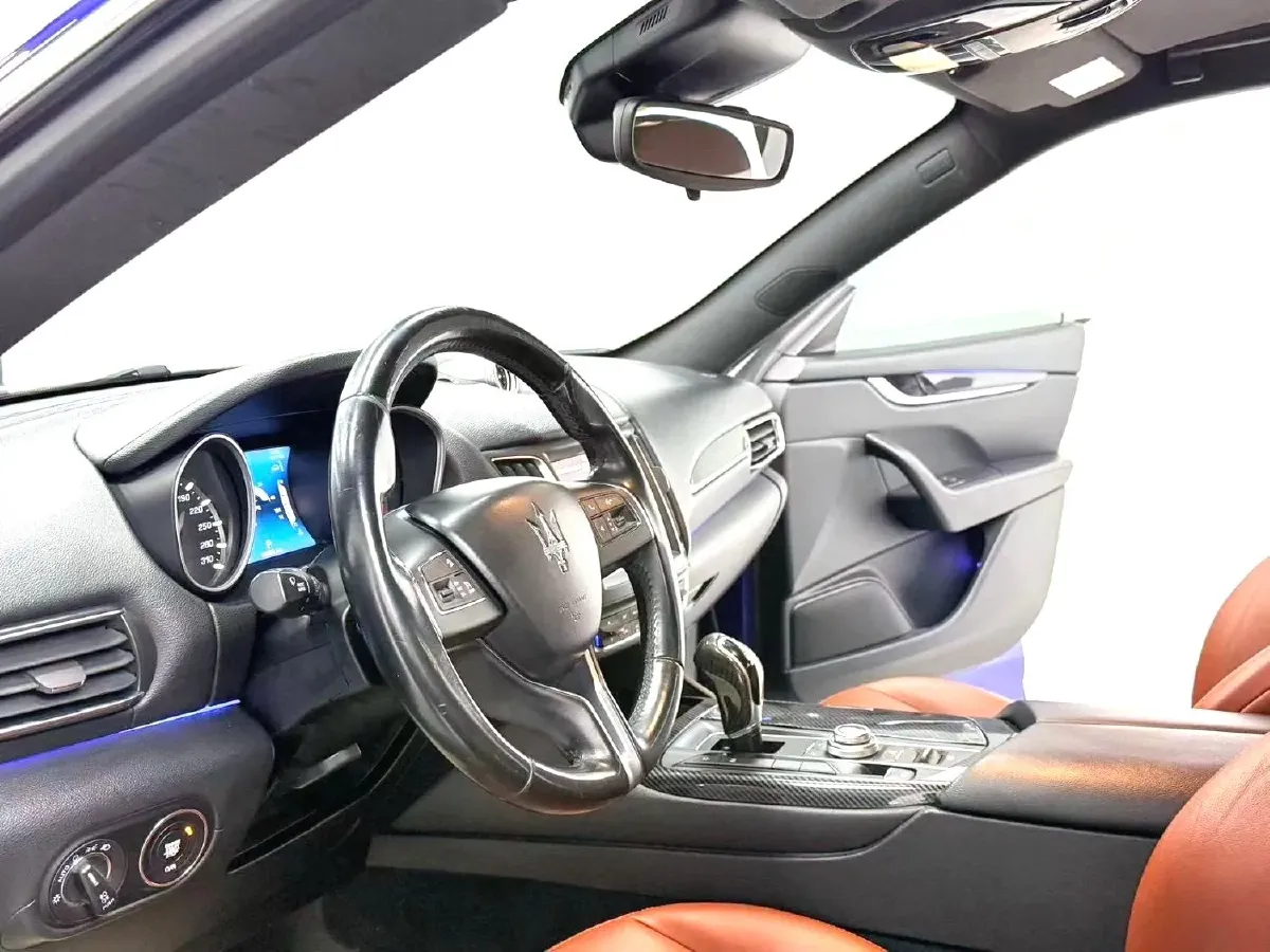 2018 Jaguar XJ 3.0T 340HP V6 8AT,autocango,china used car exporter,china ev exporter,chinese used car exporter,chinese used ev exporter