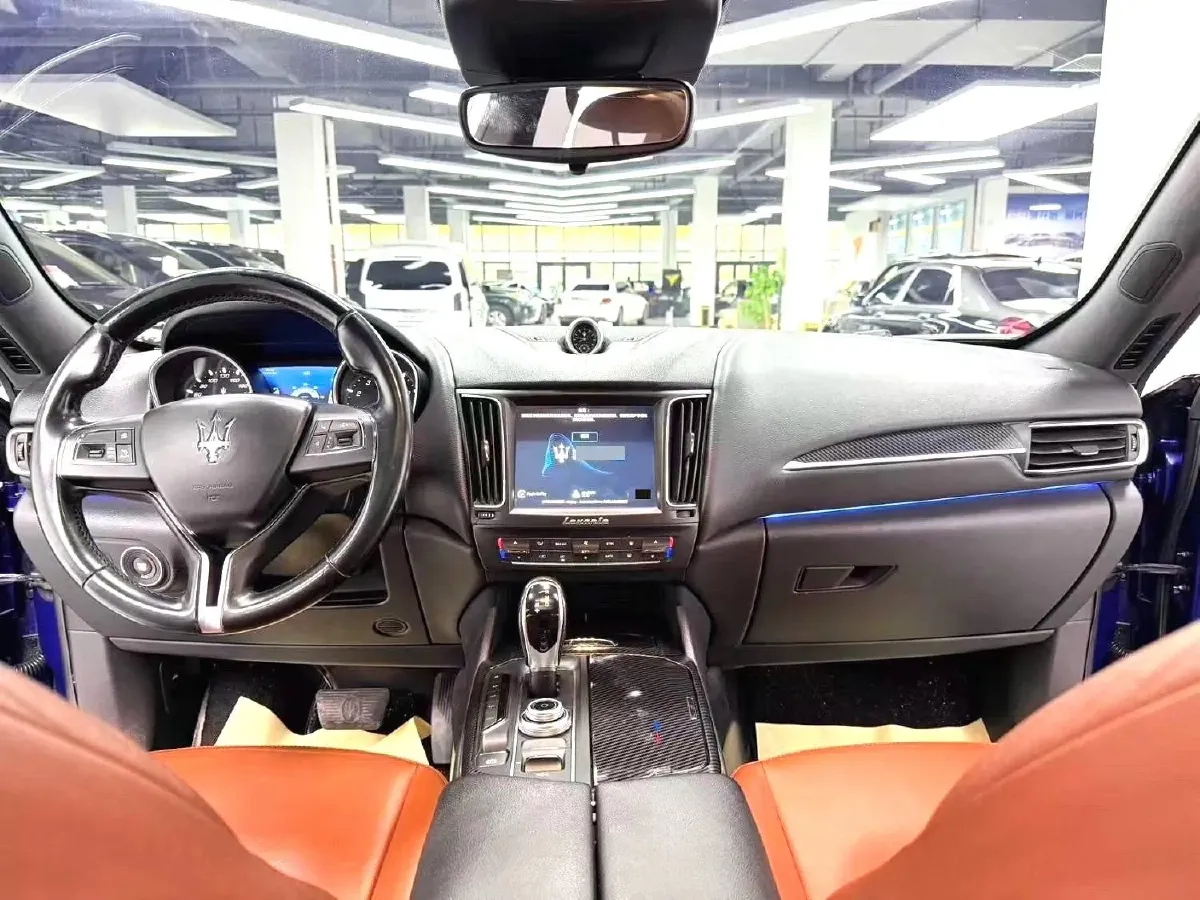 2018 Jaguar XJ 3.0T 340HP V6 8AT,autocango,china used car exporter,china ev exporter,chinese used car exporter,chinese used ev exporter