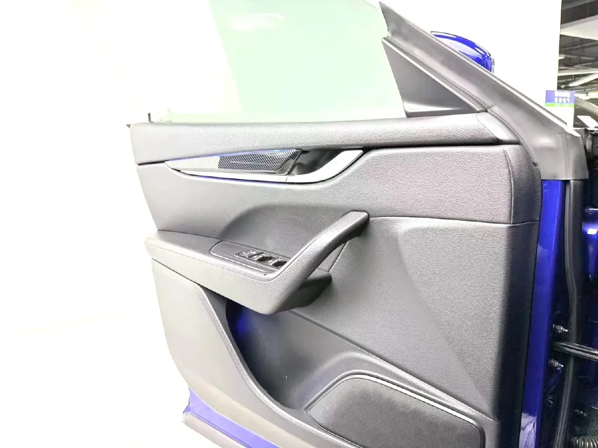 2018 Jaguar XJ 3.0T 340HP V6 8AT,autocango,china used car exporter,china ev exporter,chinese used car exporter,chinese used ev exporter