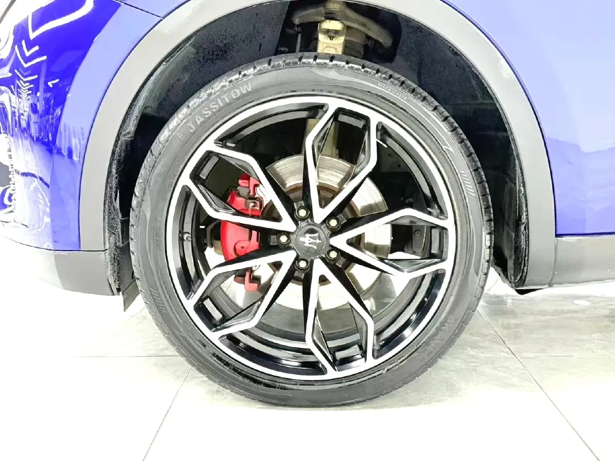 2018 Jaguar XJ 3.0T 340HP V6 8AT,autocango,china used car exporter,china ev exporter,chinese used car exporter,chinese used ev exporter