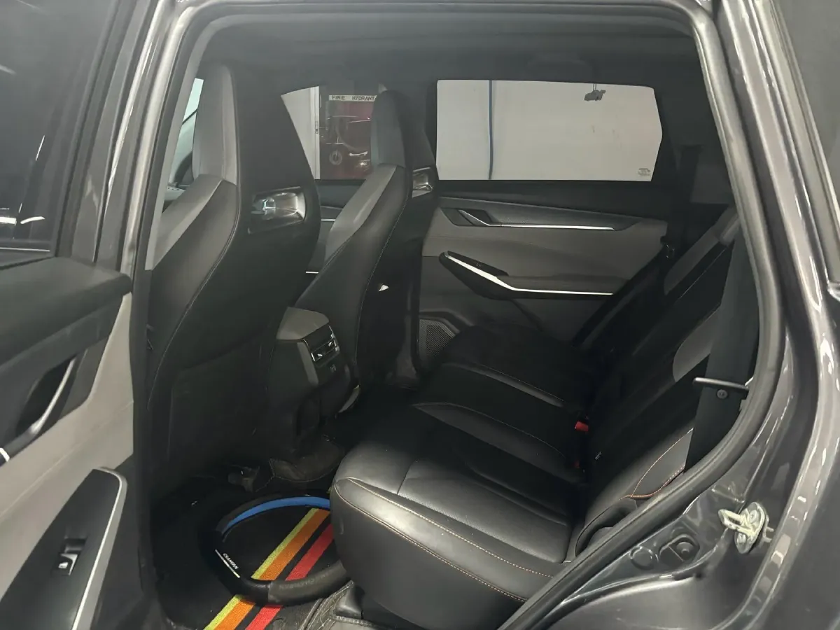 2022 ChangAn CS75 Plus 1.5T 188HP L4 8AT,autocango,china used car exporter,china ev exporter,chinese used car exporter,chinese used ev exporter