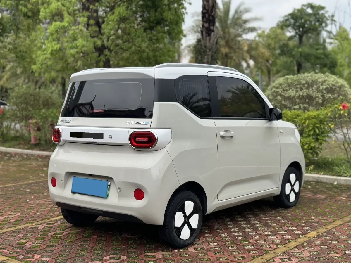 2024 WuLing HongGuang MINI EV BEV 17.3KWH,autocango,china used car exporter,china ev exporter,chinese used car exporter,chinese used ev exporter