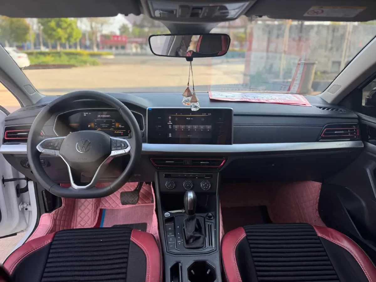 2024 Volkswagen Lavida 1.5T 160HP L4 7DCT,autocango,china used car exporter,china ev exporter,chinese used car exporter,chinese used ev exporter