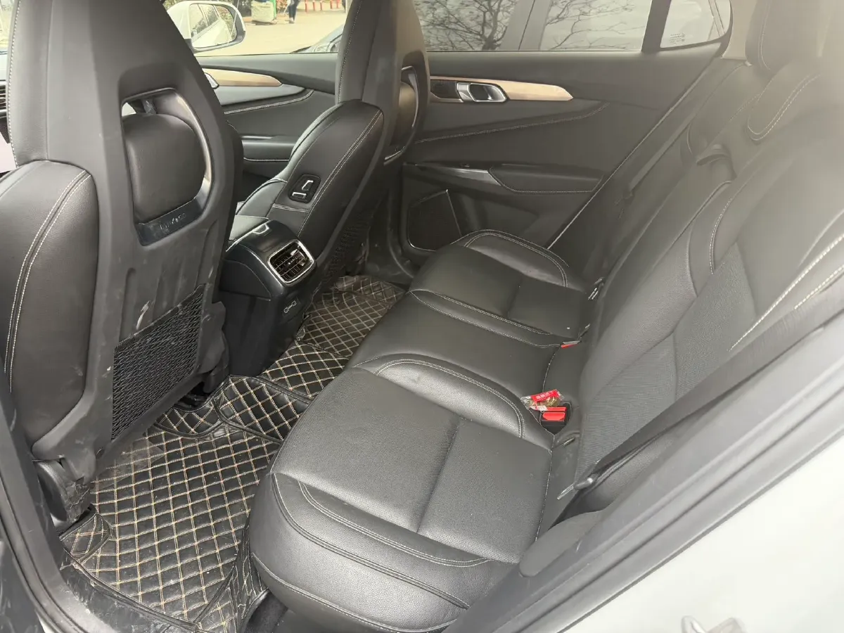 2019 Beijing BJ40 2.0T 218HP L4 6AT,autocango,china used car exporter,china ev exporter,chinese used car exporter,chinese used ev exporter