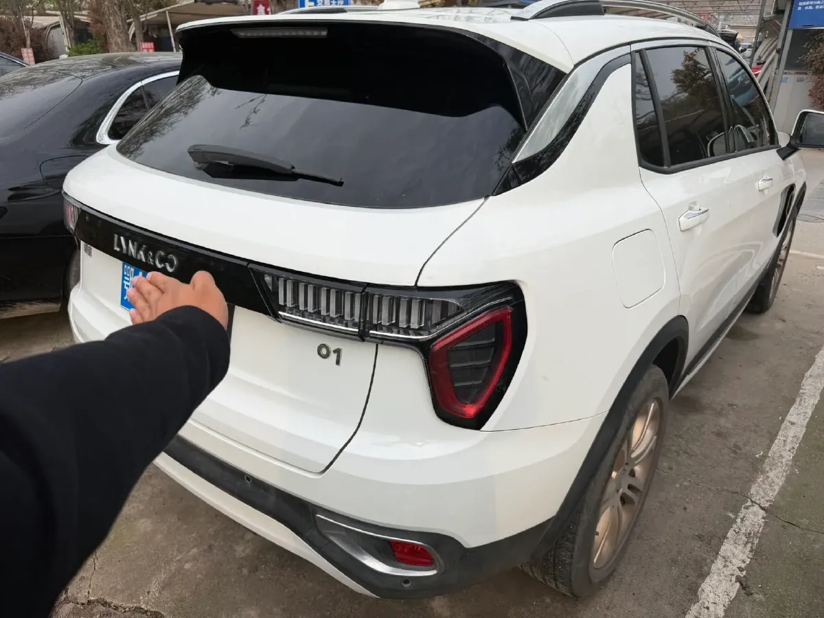 2019 Beijing BJ40 2.0T 218HP L4 6AT,autocango,china used car exporter,china ev exporter,chinese used car exporter,chinese used ev exporter