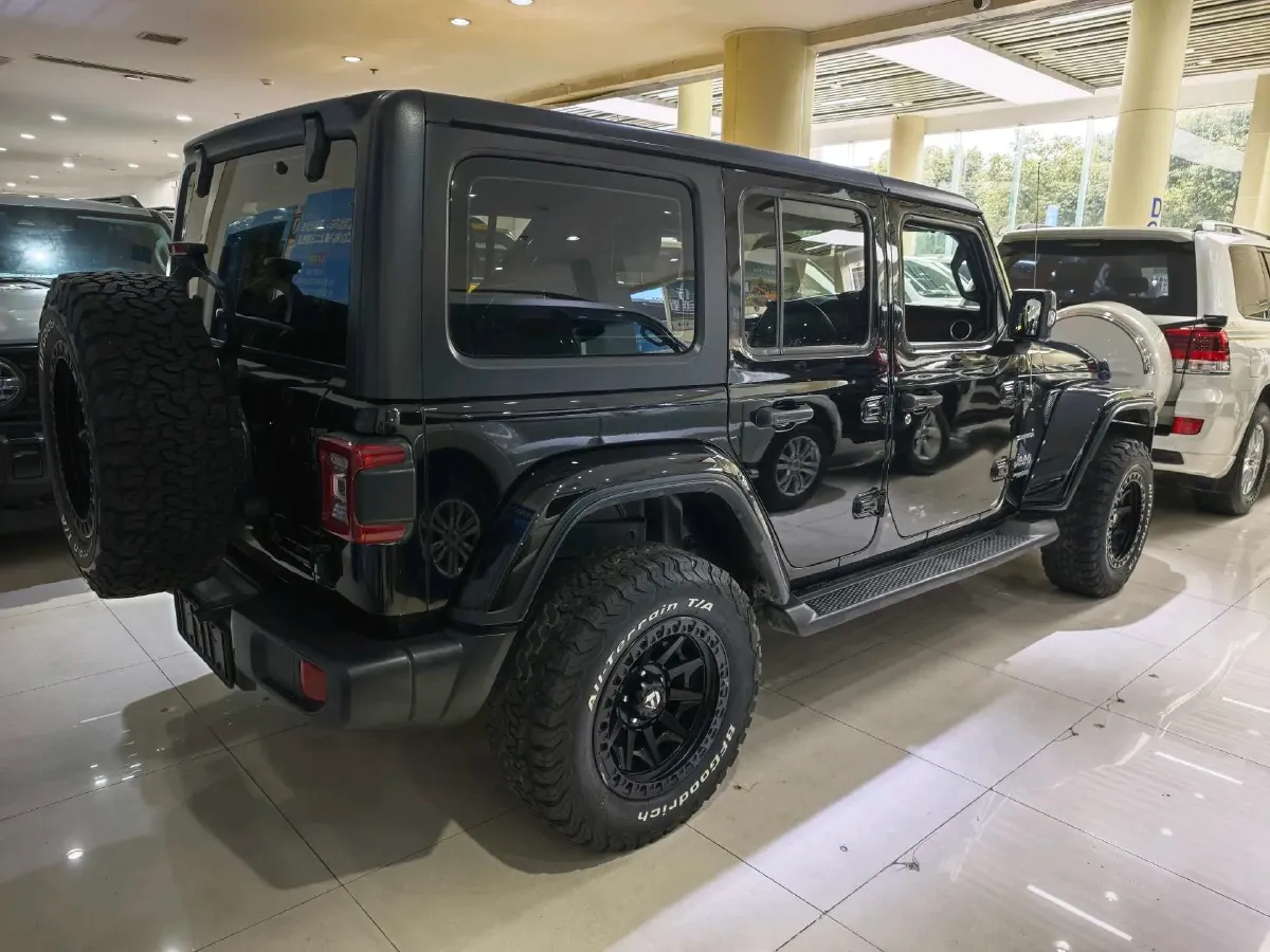 2019 Jeep Wrangler 2.0T 266HP L4 8AT,autocango,china used car exporter,china ev exporter,chinese used car exporter,chinese used ev exporter