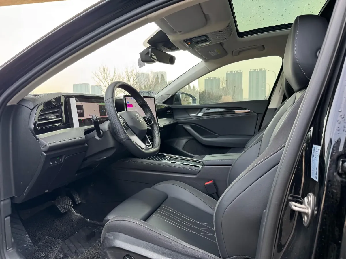 2024 Volkswagen Magotan 1.5T 160HP L4 7DCT,autocango,china used car exporter,china ev exporter,chinese used car exporter,chinese used ev exporter