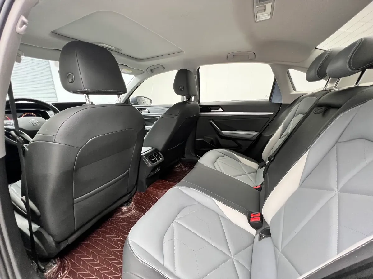 2023 Volkswagen Lavida 1.4T 150HP L4 7DCT,autocango,china used car exporter,china ev exporter,chinese used car exporter,chinese used ev exporter