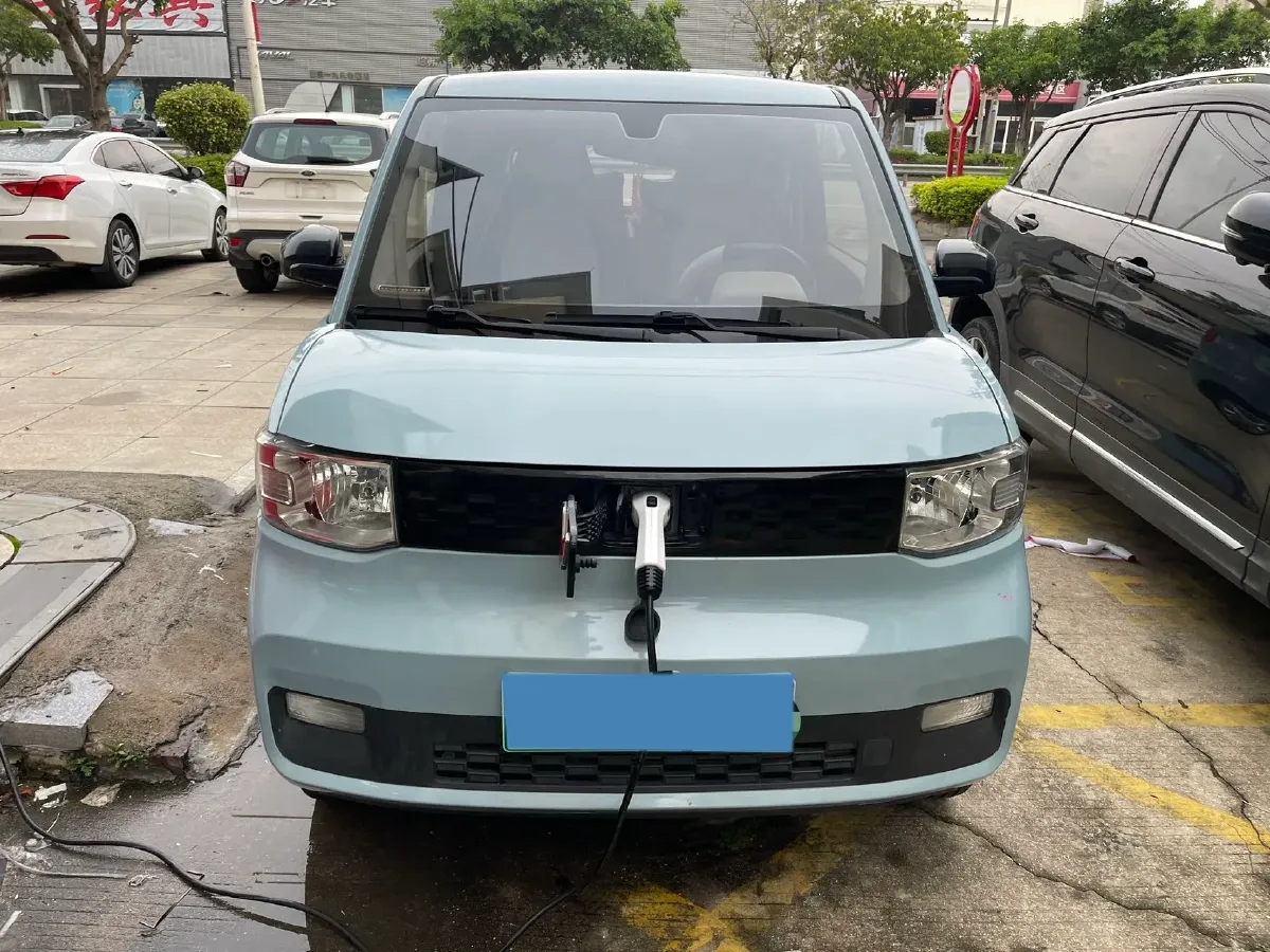 2020 WuLing HongGuang MINI EV BEV 9.3KWH,autocango,china used car exporter,china ev exporter,chinese used car exporter,chinese used ev exporter