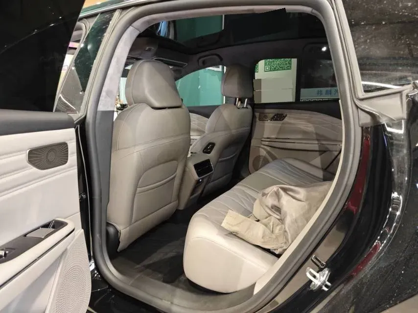2025 Geely Galaxy Starshine 8 1.5L 112HP L4 1DHT PHEV,autocango,china used car exporter,china ev exporter,chinese used car exporter,chinese used ev exporter