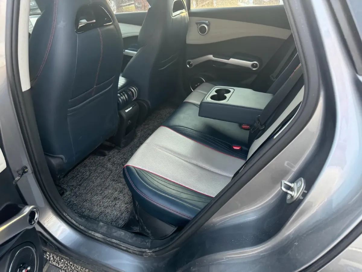 2022 Hycan Z03 BEV 64.23KWH,autocango,china used car exporter,china ev exporter,chinese used car exporter,chinese used ev exporter