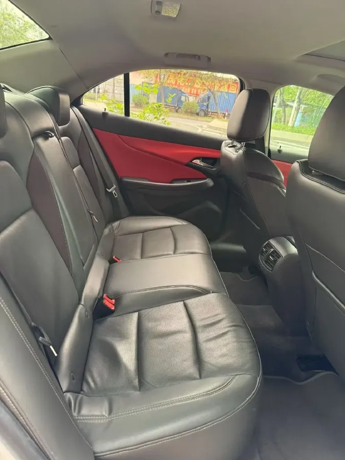 2017 Chevrolet Malibu 1.5T 170HP L4 6AT,autocango,china used car exporter,china ev exporter,chinese used car exporter,chinese used ev exporter