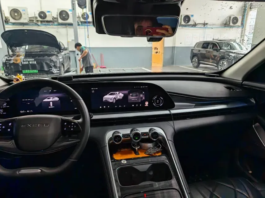 2025 Exceed RX C-DM 1.5T 156HP L4 3DHT PHEV 18.67KWH,autocango,china used car exporter,china ev exporter,chinese used car exporter,chinese used ev exporter