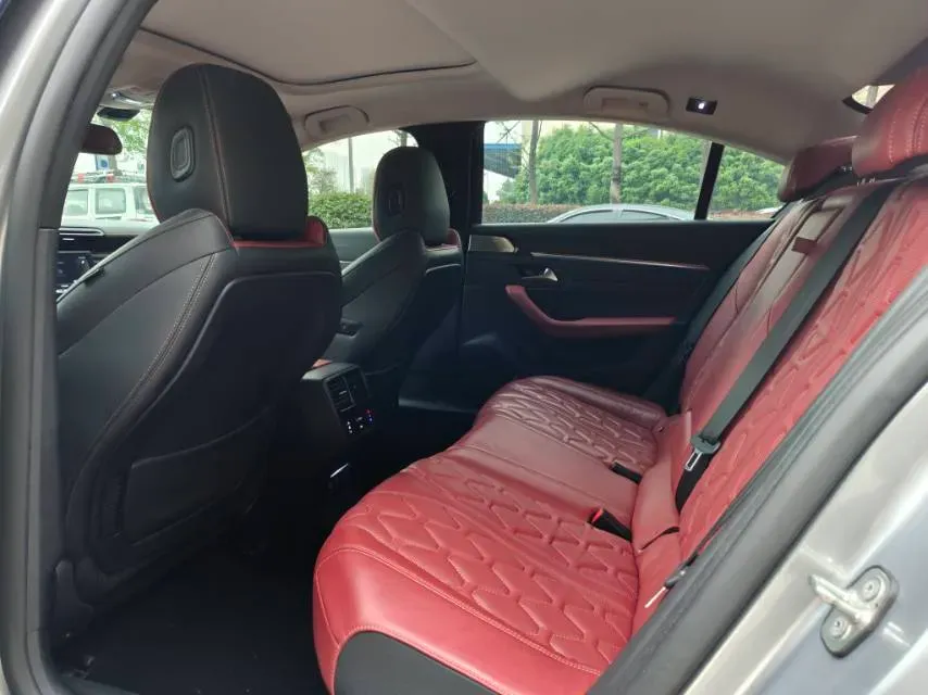 2019 Peugeot 508 1.8T 211HP L4 8AT,autocango,china used car exporter,china ev exporter,chinese used car exporter,chinese used ev exporter