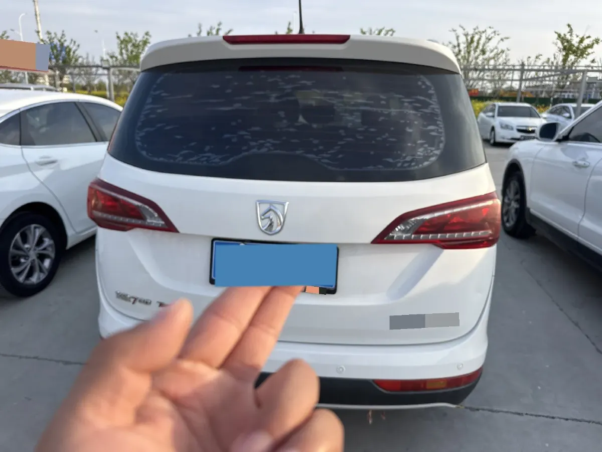 2019 BaoJun 730 1.5T 147HP L4 CVT,autocango,china used car exporter,china ev exporter,chinese used car exporter,chinese used ev exporter