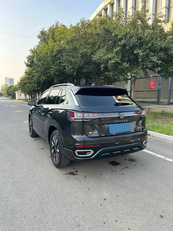 2024 Volkswagen Tayron 2.0T 186HP L4 7DCT,autocango,china used car exporter,china ev exporter,chinese used car exporter,chinese used ev exporter