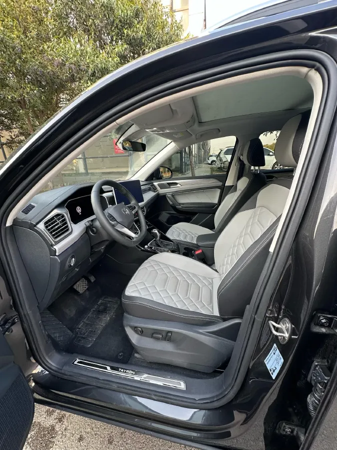 2024 Volkswagen Tayron 2.0T 186HP L4 7DCT,autocango,china used car exporter,china ev exporter,chinese used car exporter,chinese used ev exporter