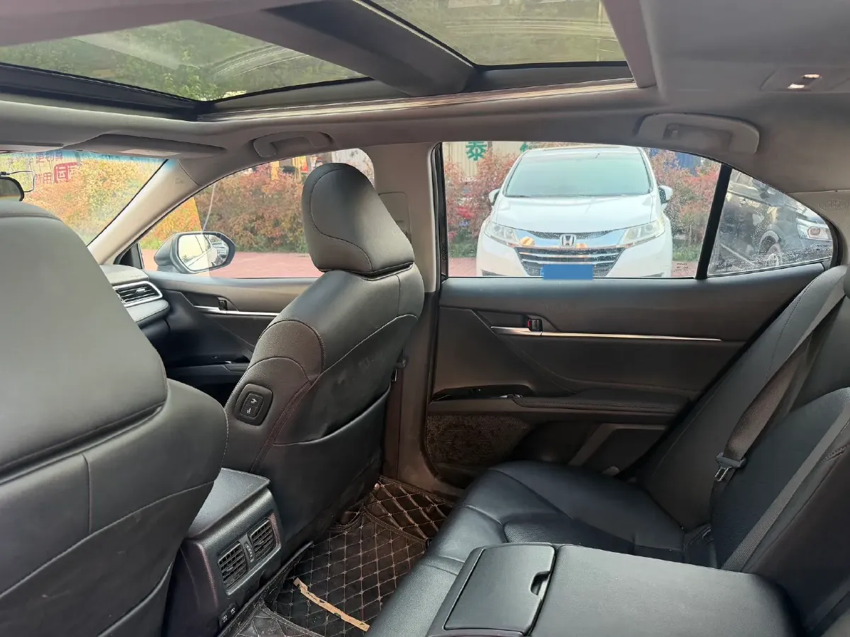 2019 Toyota Camry 2.5L 209HP L4 8AT,autocango,china used car exporter,china ev exporter,chinese used car exporter,chinese used ev exporter