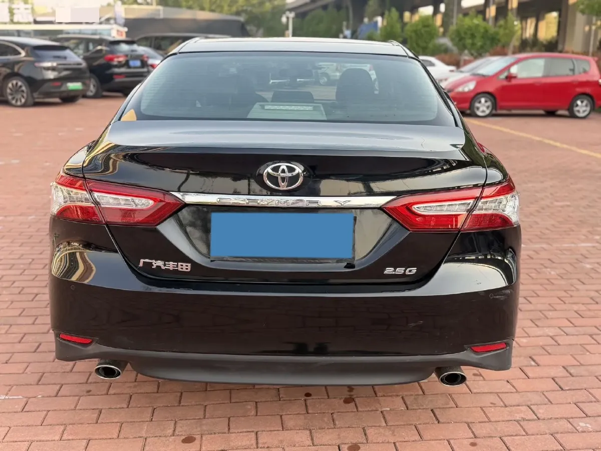 2019 Toyota Camry 2.5L 209HP L4 8AT,autocango,china used car exporter,china ev exporter,chinese used car exporter,chinese used ev exporter