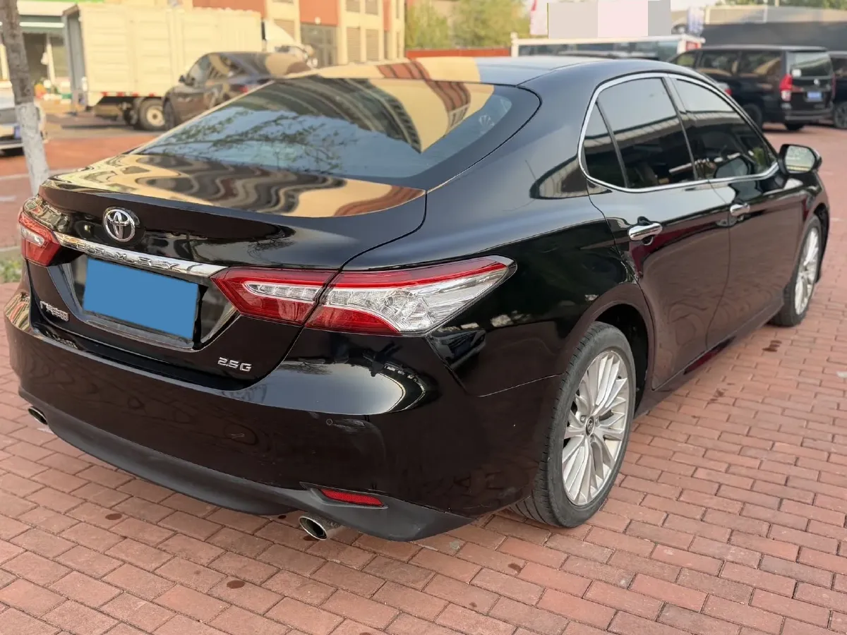2019 Toyota Camry 2.5L 209HP L4 8AT,autocango,china used car exporter,china ev exporter,chinese used car exporter,chinese used ev exporter