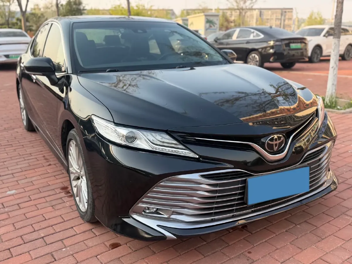 2019 Toyota Camry 2.5L 209HP L4 8AT,autocango,china used car exporter,china ev exporter,chinese used car exporter,chinese used ev exporter