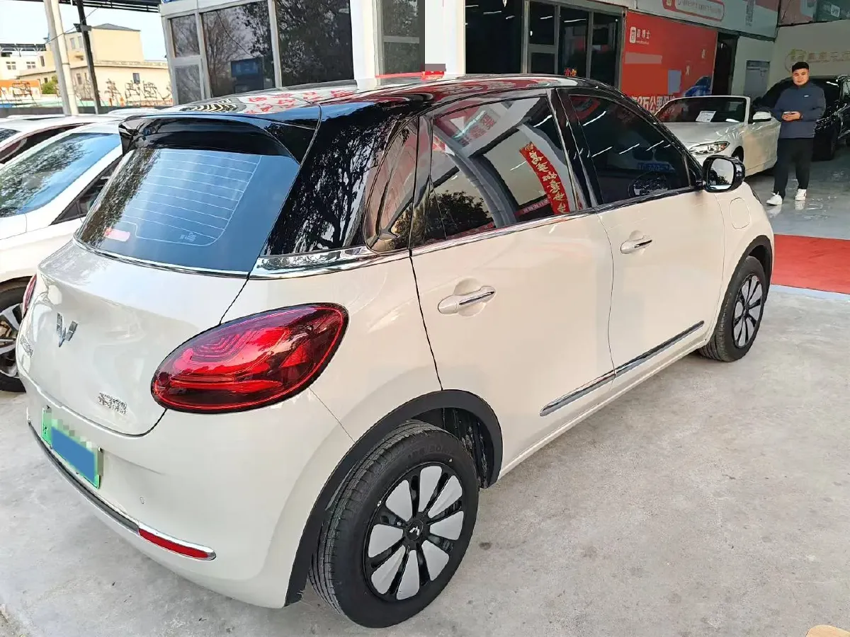 2023 WuLing BinGuo BEV 31.9KWH,autocango,china used car exporter,china ev exporter,chinese used car exporter,chinese used ev exporter