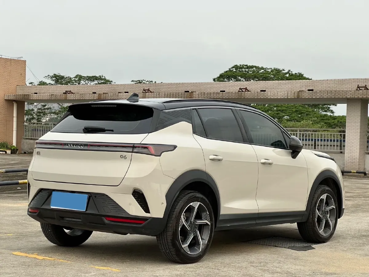 2025 LYNK&CO 06 1.5T 181HP L4 7DCT,autocango,china used car exporter,china ev exporter,chinese used car exporter,chinese used ev exporter