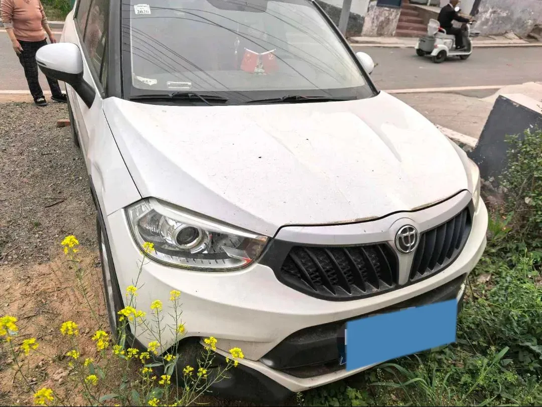 2017 Brilliance Auto V3 1.5L 112HP L4 5MT,autocango,china used car exporter,china ev exporter,chinese used car exporter,chinese used ev exporter