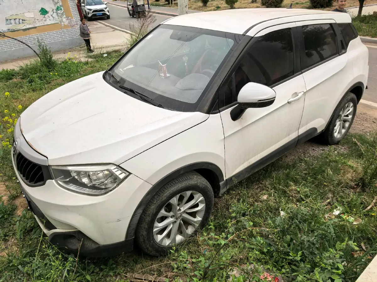 2017 Brilliance Auto V3 1.5L 112HP L4 5MT,autocango,china used car exporter,china ev exporter,chinese used car exporter,chinese used ev exporter