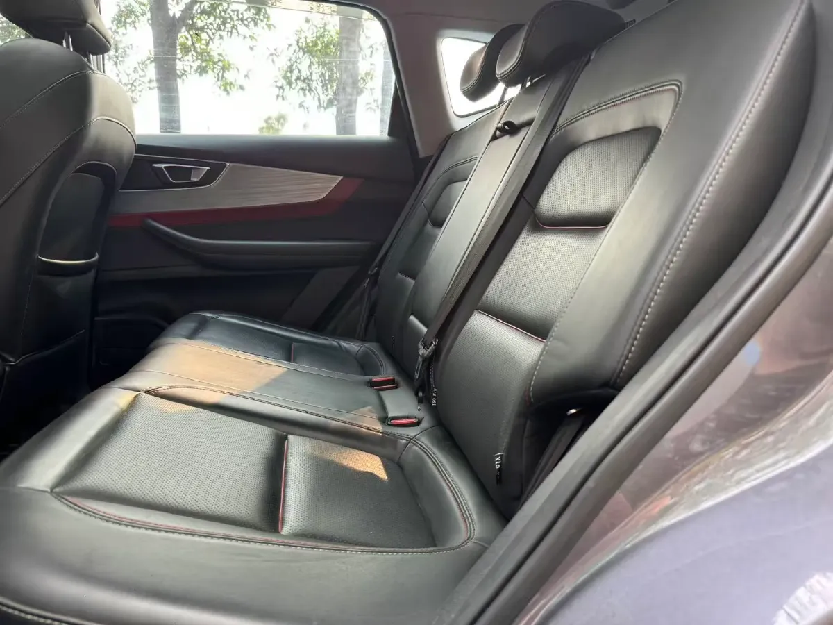 2022 Chery Tiggo 7 1.5T 156HP L4 CVT,autocango,china used car exporter,china ev exporter,chinese used car exporter,chinese used ev exporter