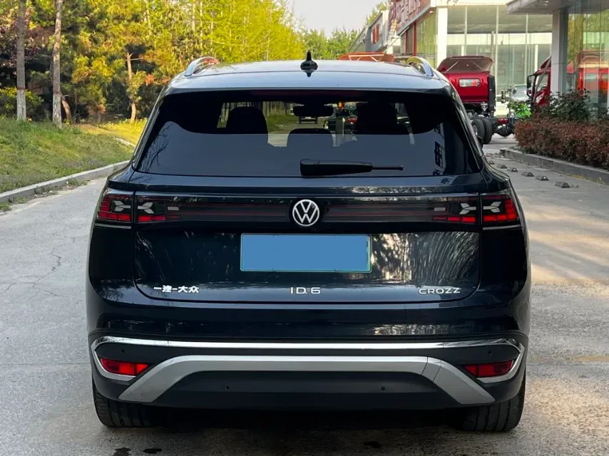 2022 Volkswagen ID.6 Crozz BEV 84.8KWH,autocango,china used car exporter,china ev exporter,chinese used car exporter,chinese used ev exporter