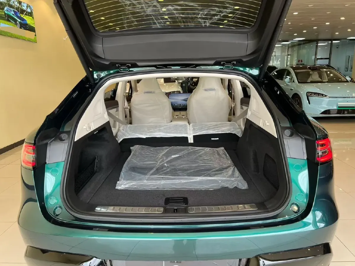 2026 Luxeed R7 REEV 156HP REEV,autocango,china used car exporter,china ev exporter,chinese used car exporter,chinese used ev exporter