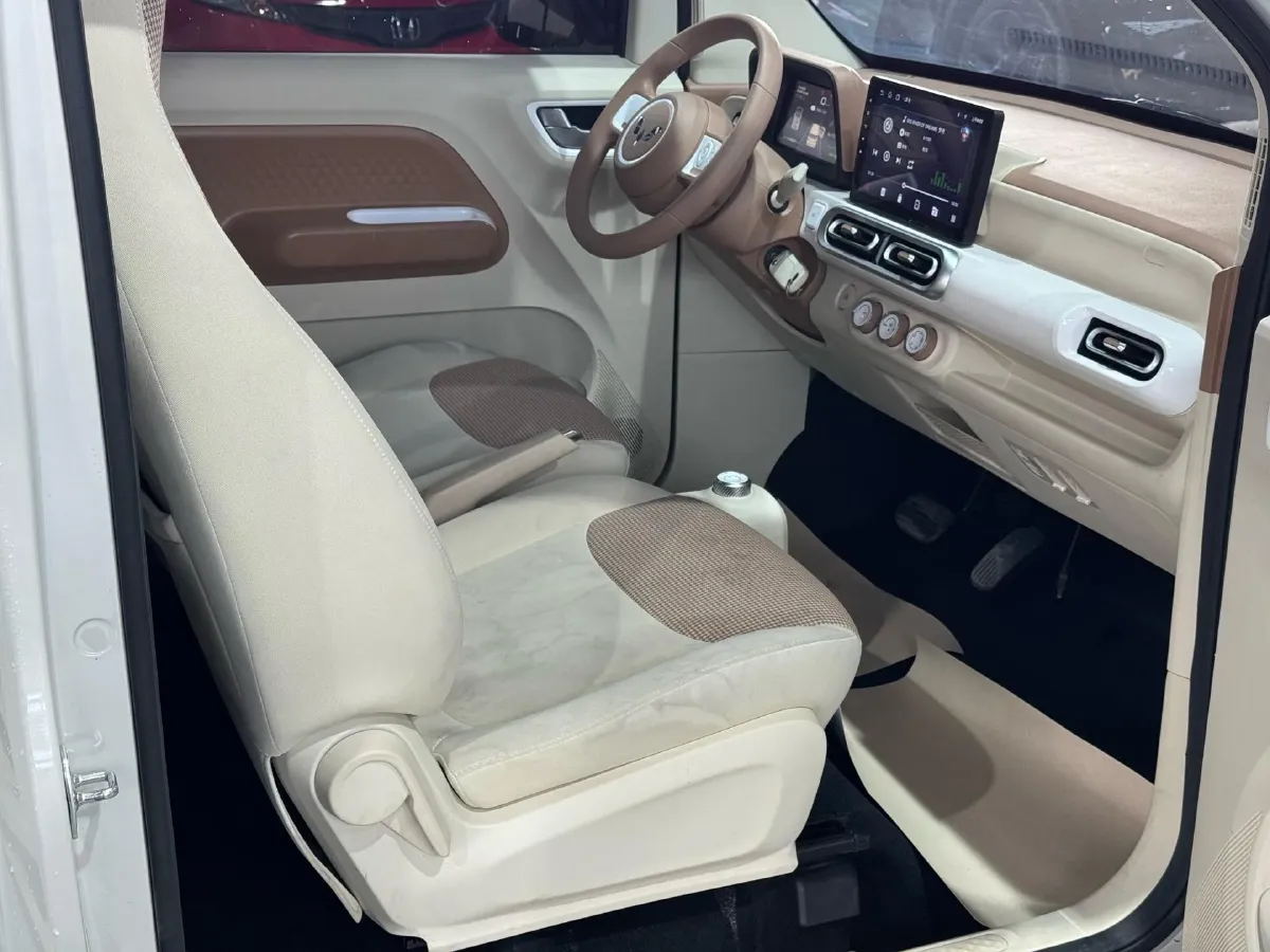 2024 WuLing HongGuang MINI EV BEV 17.3KWH,autocango,china used car exporter,china ev exporter,chinese used car exporter,chinese used ev exporter