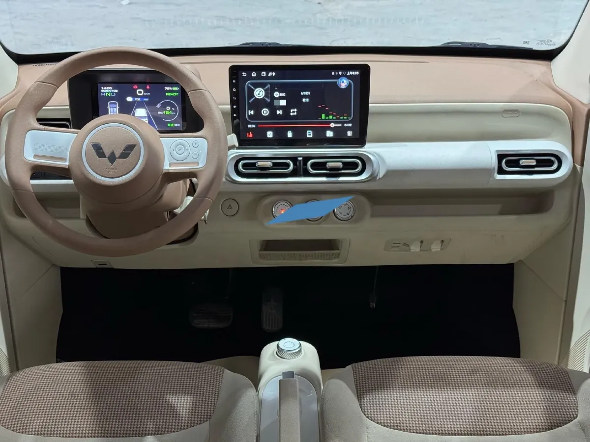 2024 WuLing HongGuang MINI EV BEV 17.3KWH,autocango,china used car exporter,china ev exporter,chinese used car exporter,chinese used ev exporter