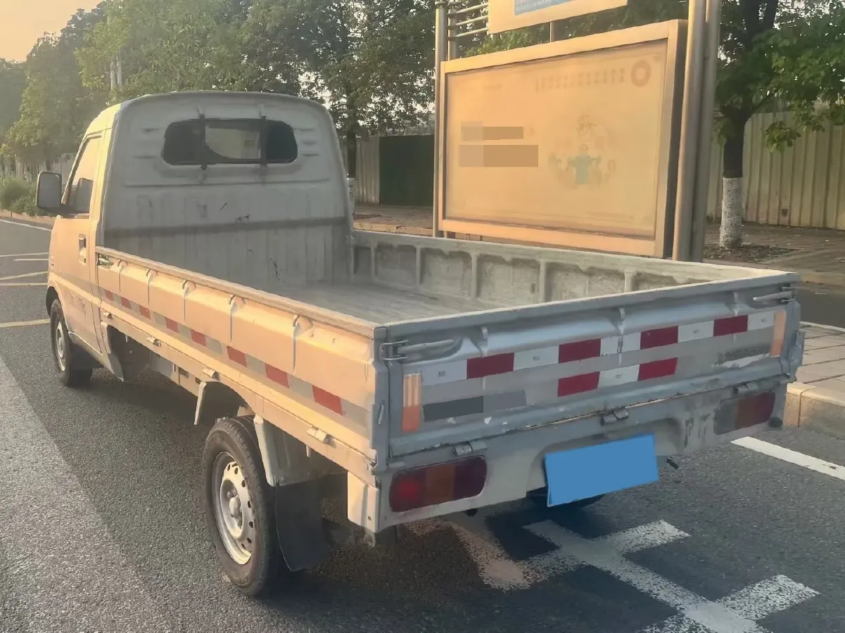 2020 WuLing RongGuang Mini Truck 1.5L 99HP L4 5MT,autocango,china used car exporter,china ev exporter,chinese used car exporter,chinese used ev exporter