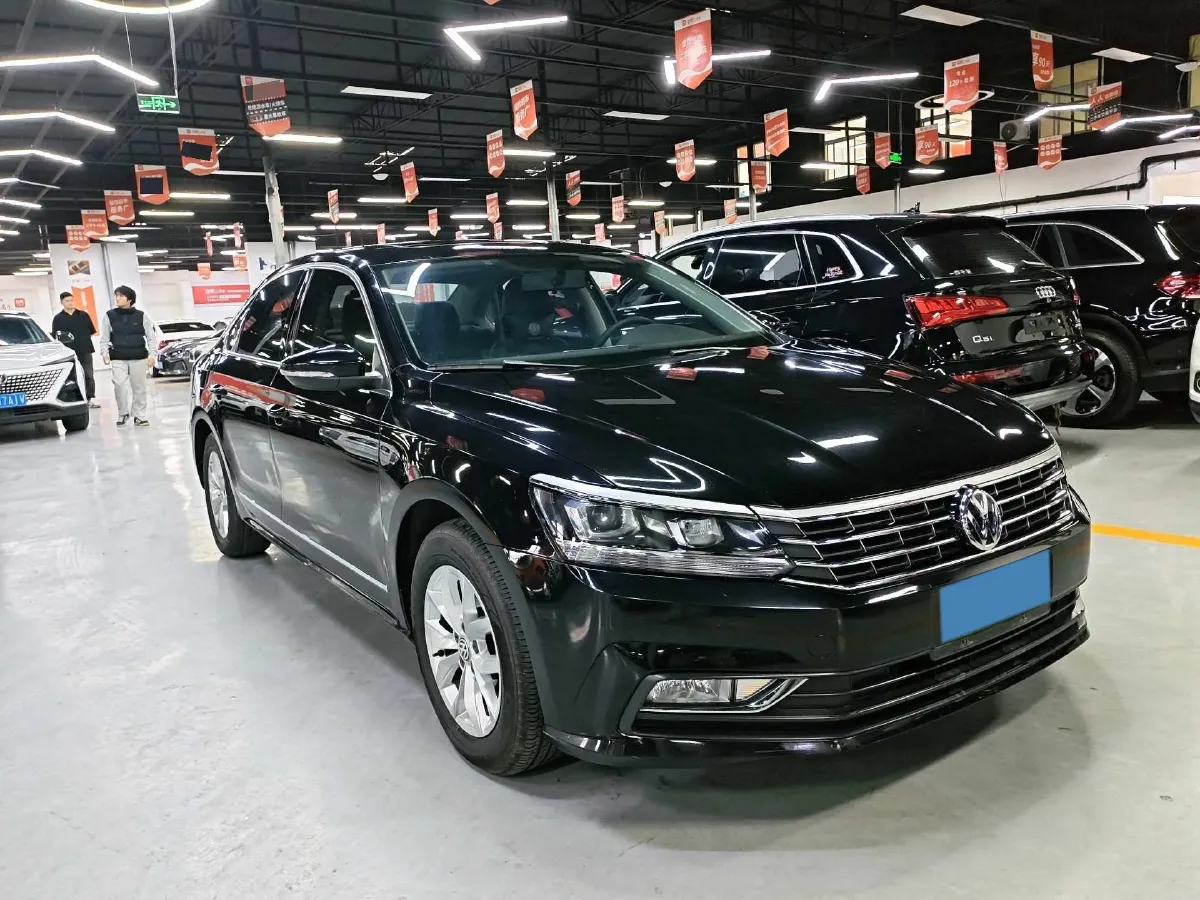 2017 Volkswagen Passat 1.8T 180HP L4 7DCT,autocango,china used car exporter,china ev exporter,chinese used car exporter,chinese used ev exporter