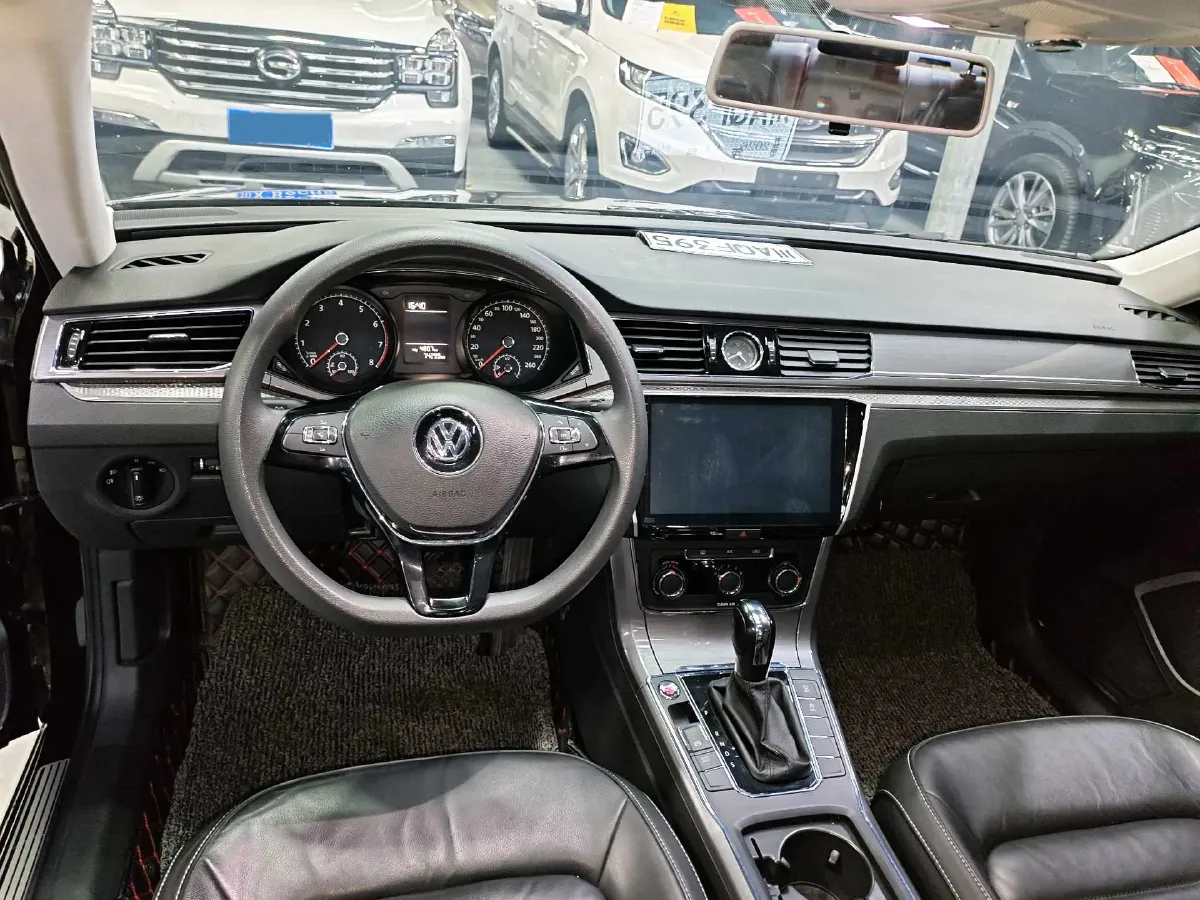 2017 Volkswagen Passat 1.8T 180HP L4 7DCT,autocango,china used car exporter,china ev exporter,chinese used car exporter,chinese used ev exporter