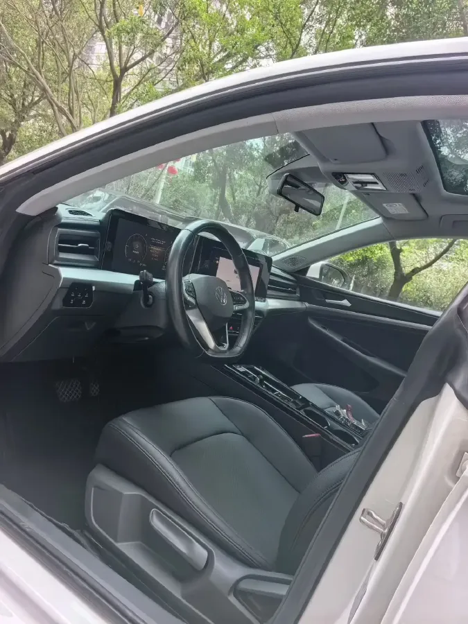 2022 Jetour DASHING i-DM 1.5T 156HP L4 3DHT PHEV 19.27KWH,autocango,china used car exporter,china ev exporter,chinese used car exporter,chinese used ev exporter