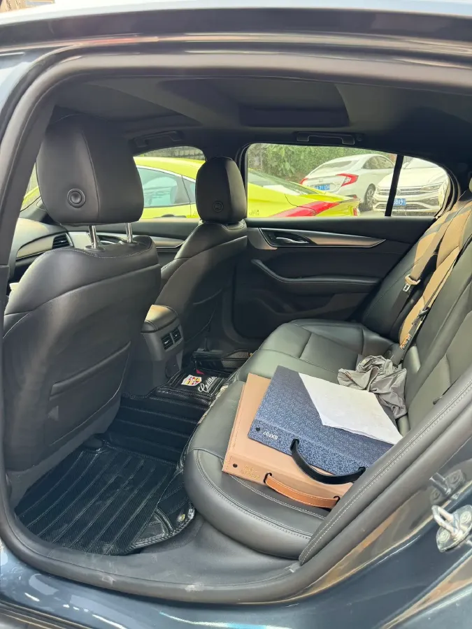 2021 Cadillac CT5 2.0T 237HP L4 10AT,autocango,china used car exporter,china ev exporter,chinese used car exporter,chinese used ev exporter