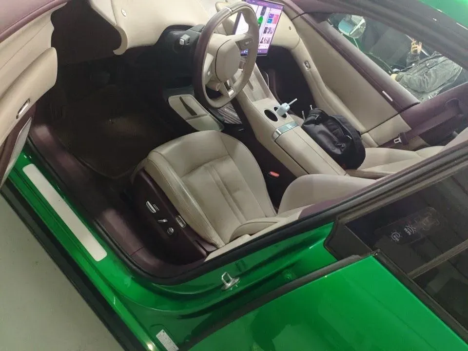 2025 MI YU7 BEV 96.3KWH,autocango,china used car exporter,china ev exporter,chinese used car exporter,chinese used ev exporter