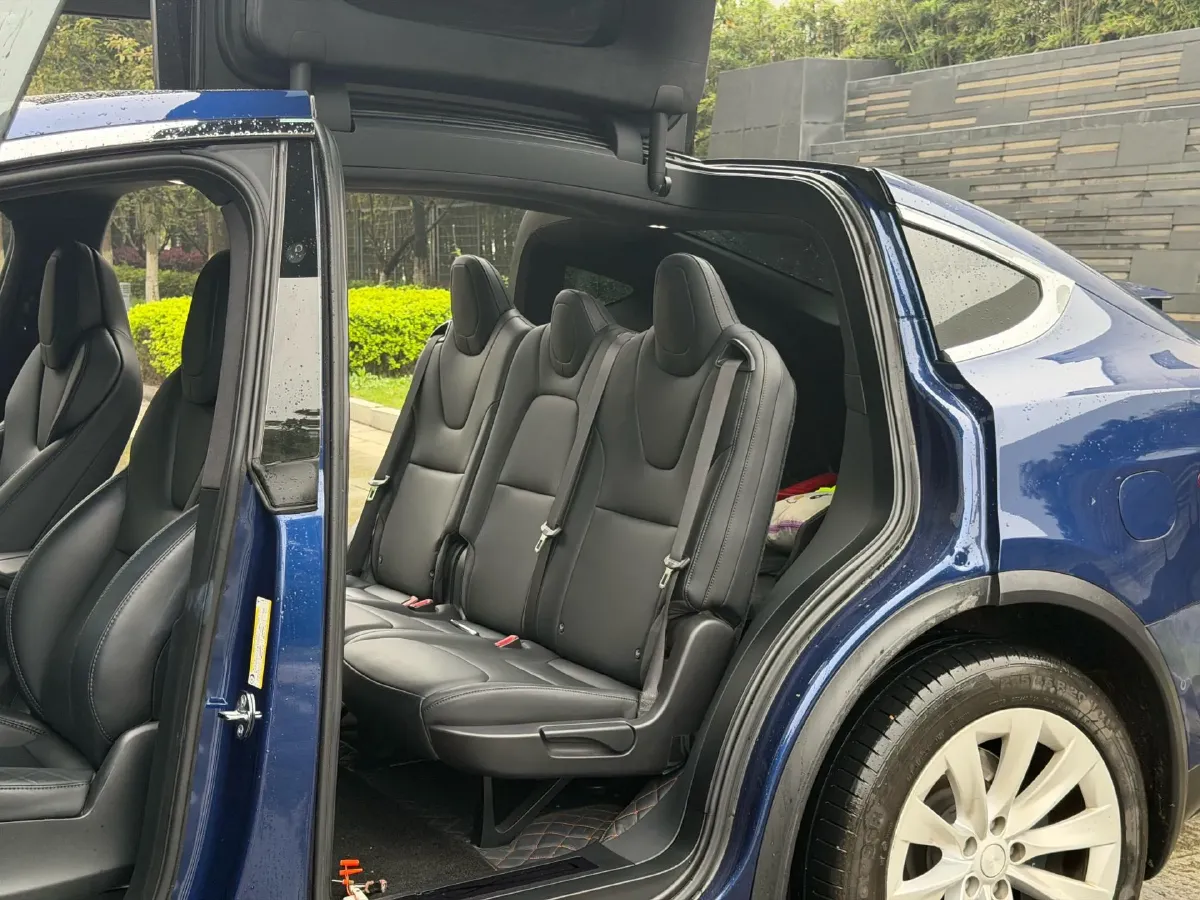 2017 Tesla Model X BEV 100KWH,autocango,china used car exporter,china ev exporter,chinese used car exporter,chinese used ev exporter