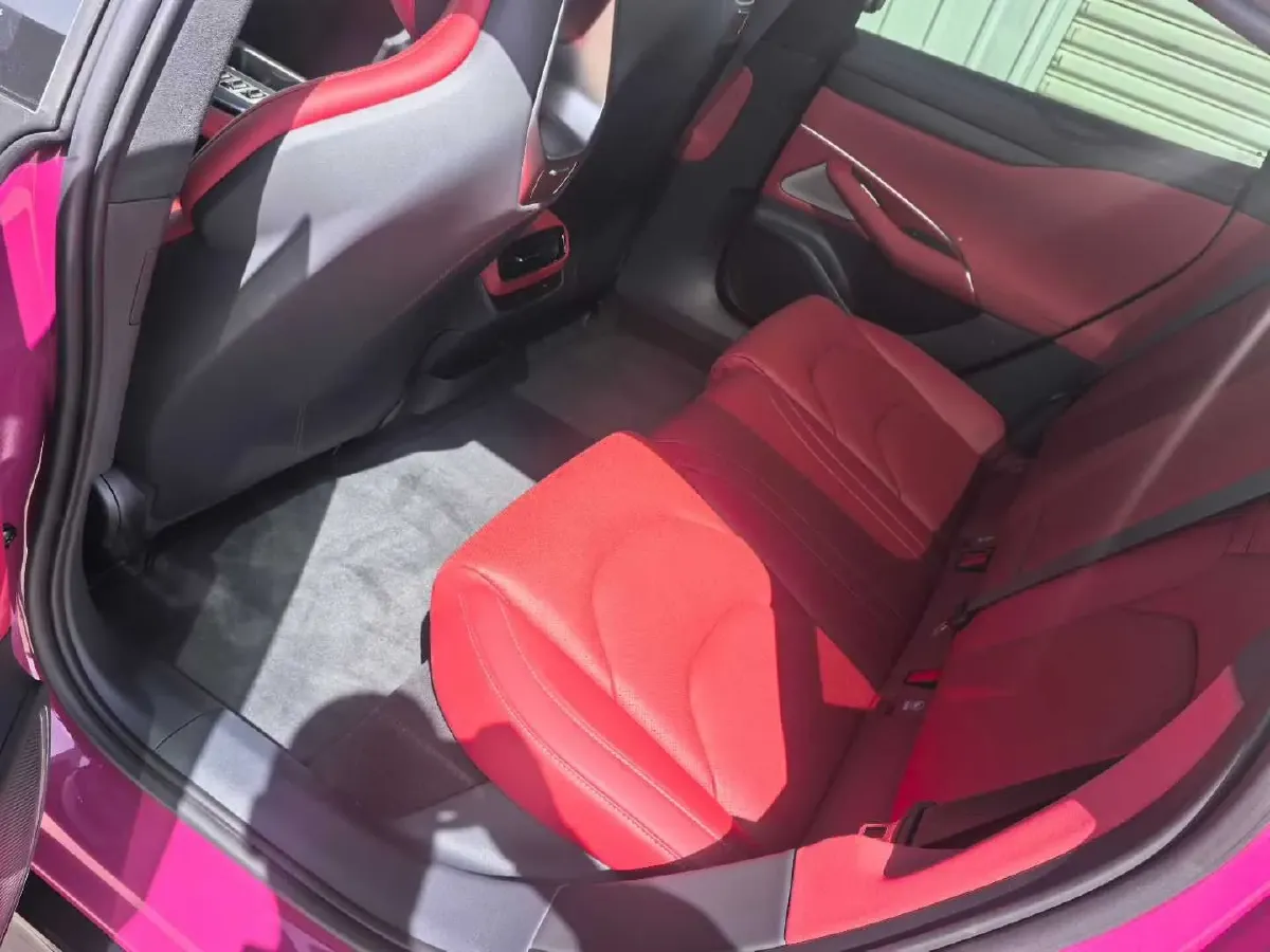 2024 MI SU7 BEV 101KWH,autocango,china used car exporter,china ev exporter,chinese used car exporter,chinese used ev exporter