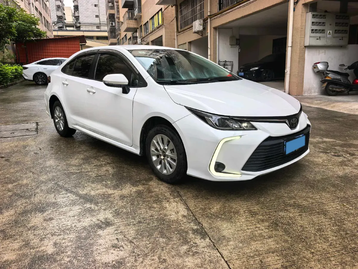2021 Toyota Corolla 1.2T 116HP L4 CVT,autocango,china used car exporter,china ev exporter,chinese used car exporter,chinese used ev exporter
